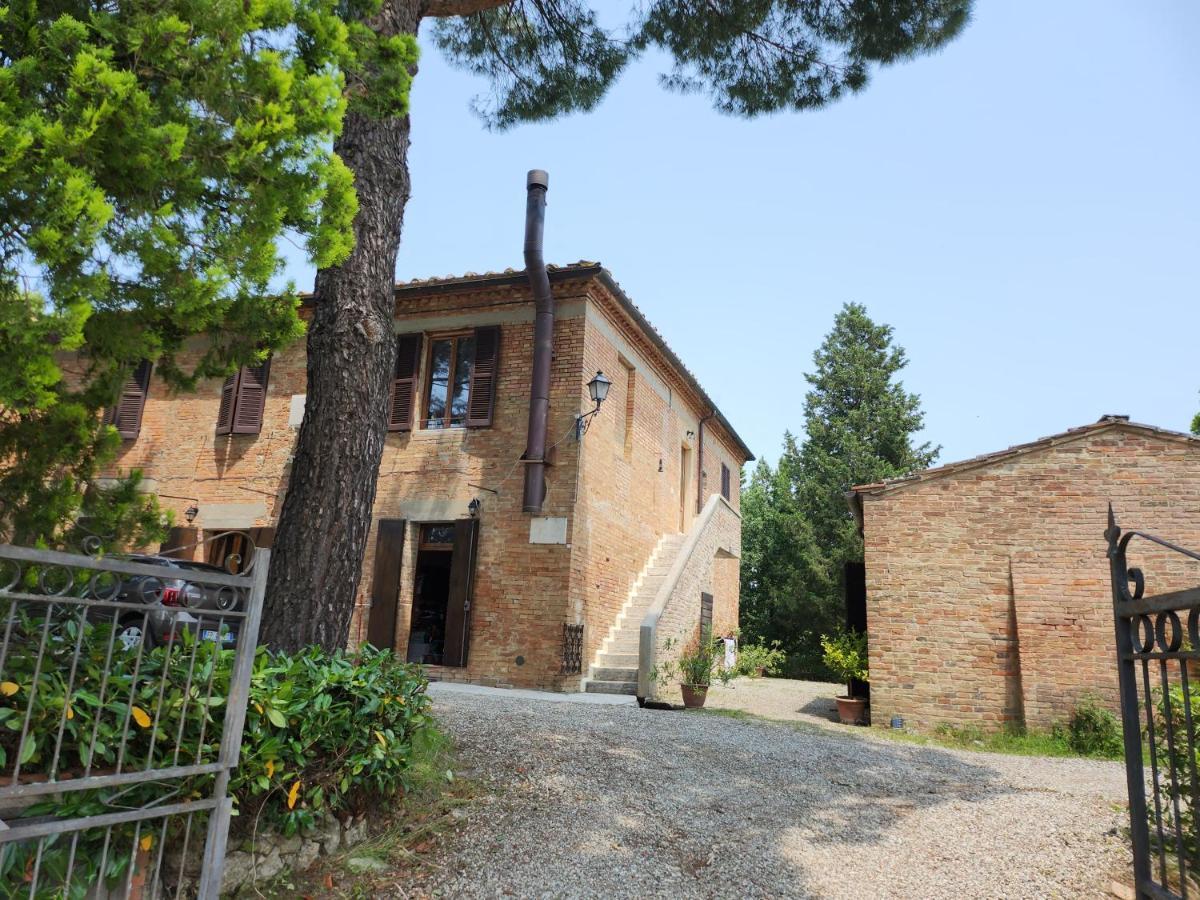 Отель Casa Cecchi Сиена Экстерьер фото