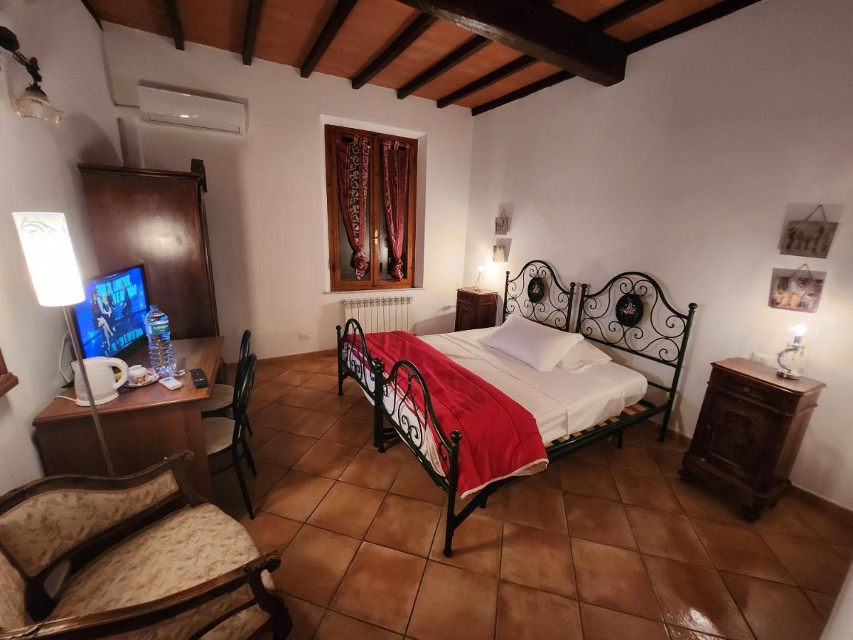 Отель Casa Cecchi Сиена Экстерьер фото