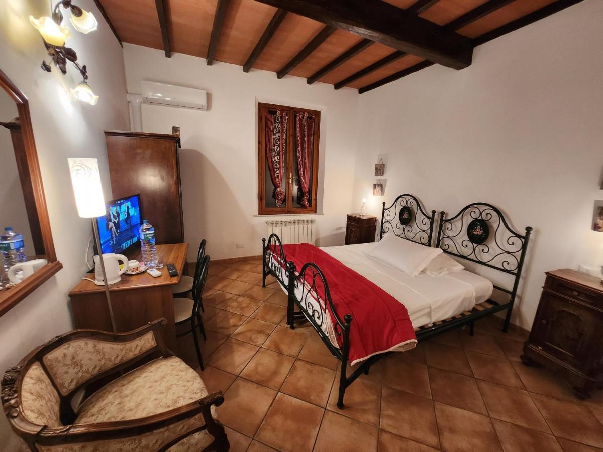 Отель Casa Cecchi Сиена Экстерьер фото
